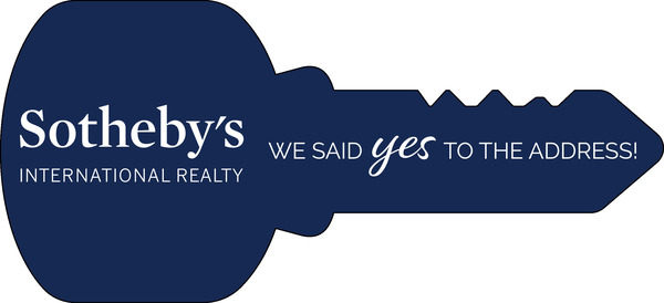 Key Shaped Sign Panel, 16h x 35w, 4mm Corrugated Plastic